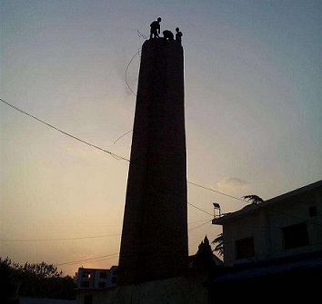 煙囪拆除施工應注意的問題: