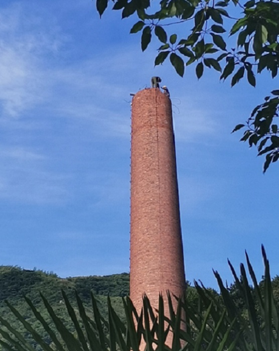 磚煙囪人工拆除-必須要搭建腳手架嗎?