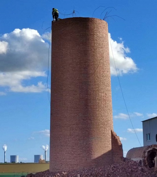 貴州煙囪拆除公司廢棄煙筒拆除安全環保