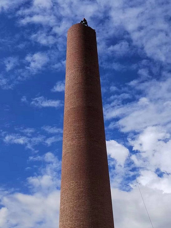 江西煙囪拆除公司:專業(yè)方案助力安全拆除