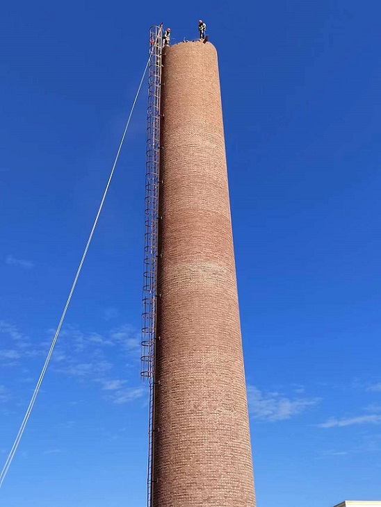 石家莊拆除煙囪公司:選擇專業(yè),安全無憂