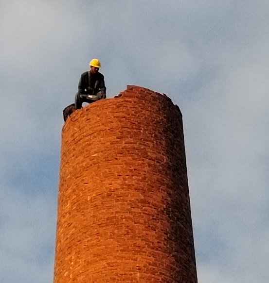 貴州煙囪拆除公司:專業為何能確保安全拆除