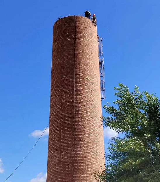 沈陽煙囪拆除公司:施工經(jīng)驗豐富,技術(shù)力量雄厚