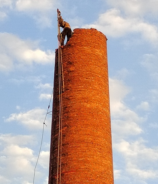江西拆除煙囪公司揭秘:環保背后的專業力量