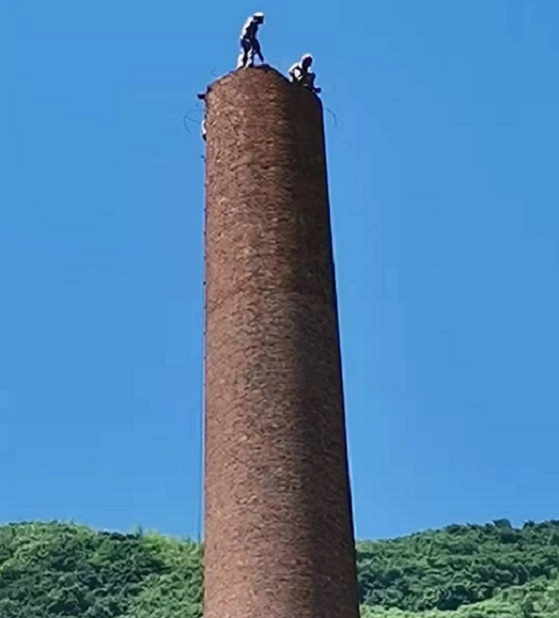 貴州煙囪拆除廠家:讓拆除工作變得輕松簡單