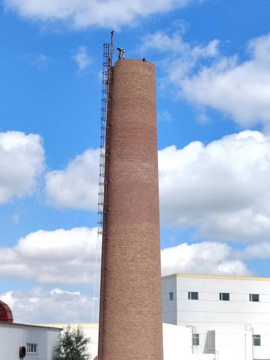 石家莊煙囪拆除公司:專業團隊,綠色拆除,安全為先